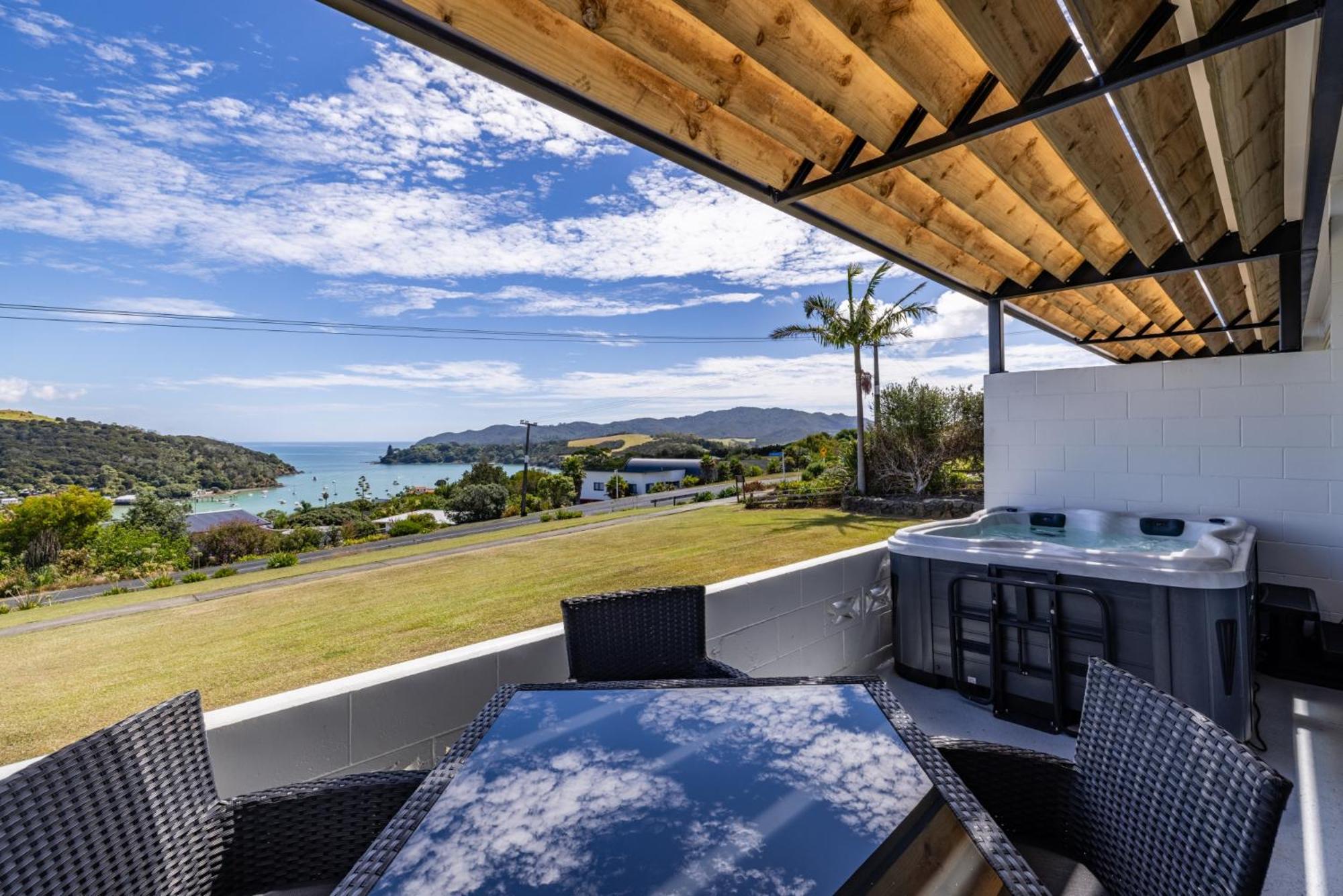 Ranui Lodge Mangonui Exterior photo